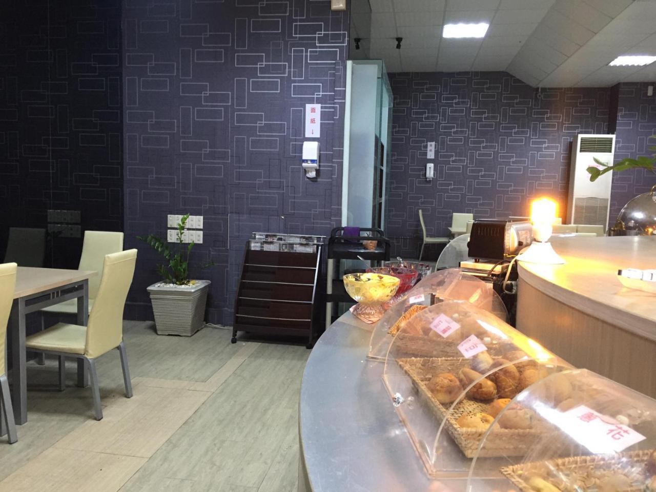 Goshen Hotel Kaohsiung Luaran gambar